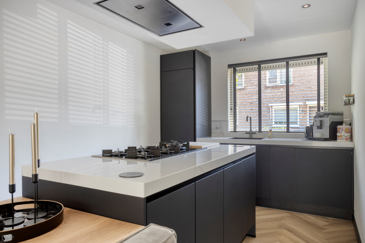 Tussenwoning te huur: Simon Vinkenoogstraat 5, Leiderdorp