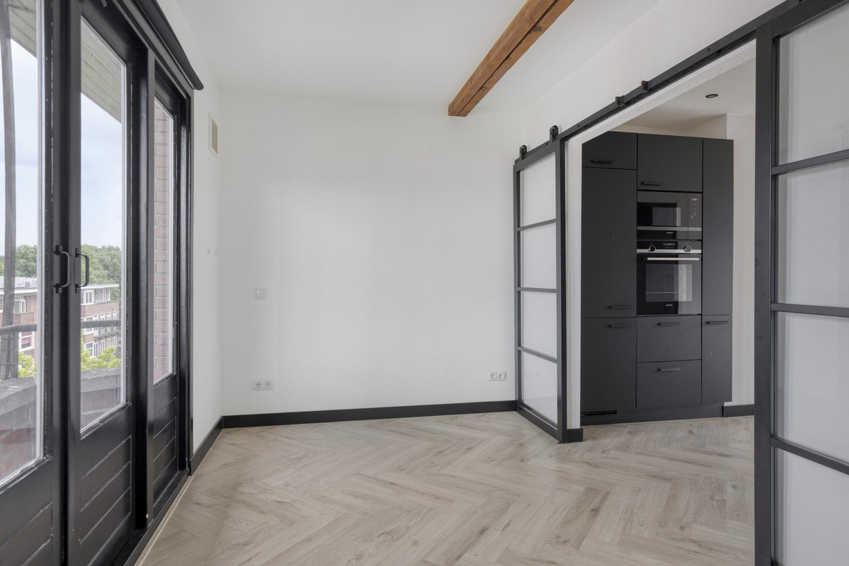Studio te koop: Kinderdijkstraat 94-4, Amsterdam