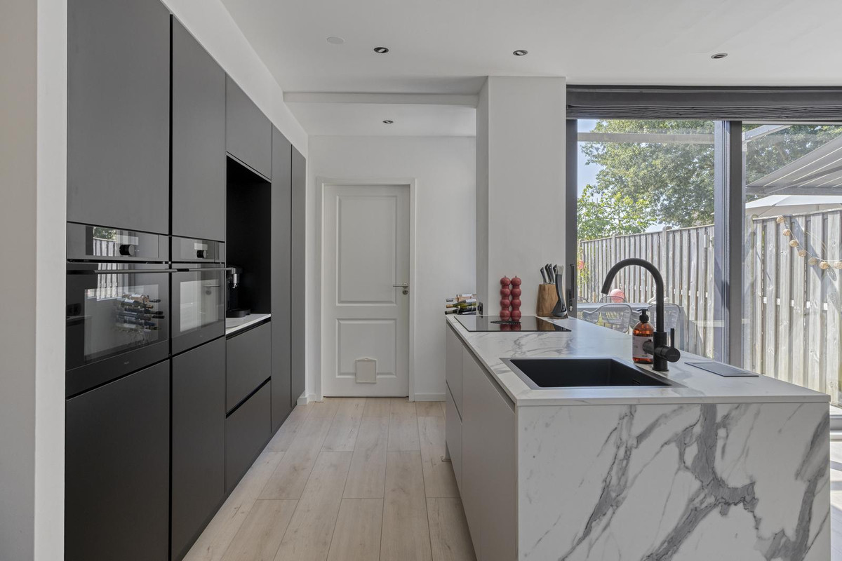 Tussenwoning te koop: de Hazelaar 32, Hoogerheide