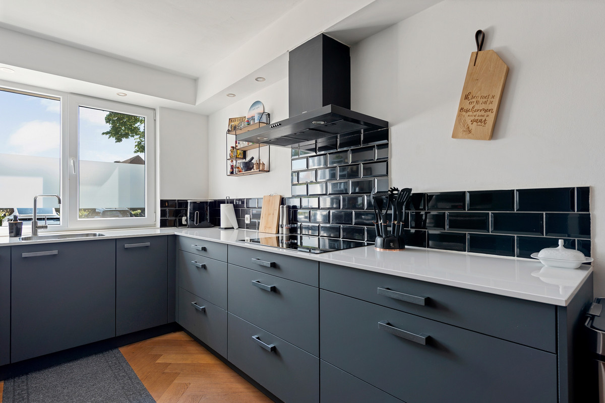 Tussenwoning te koop: Händelstraat 10, Schijndel