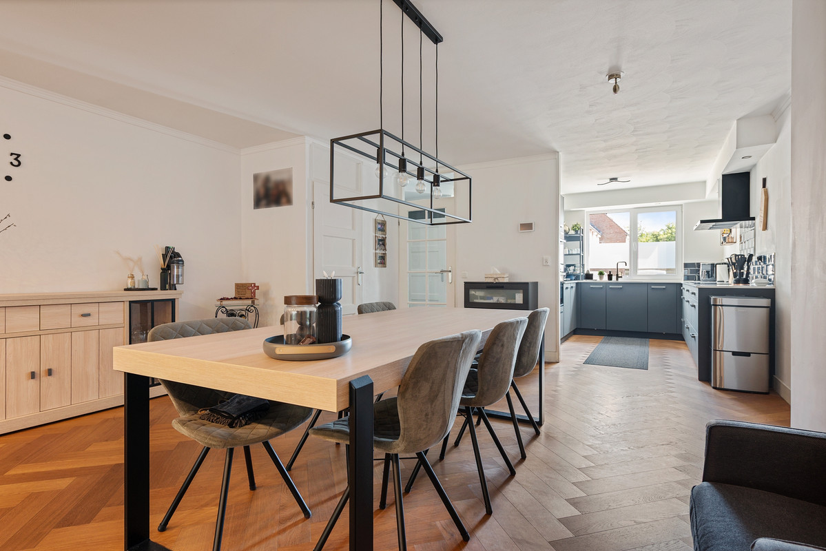 Tussenwoning te koop: Händelstraat 10, Schijndel