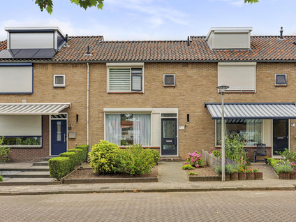 Molenlaan 24