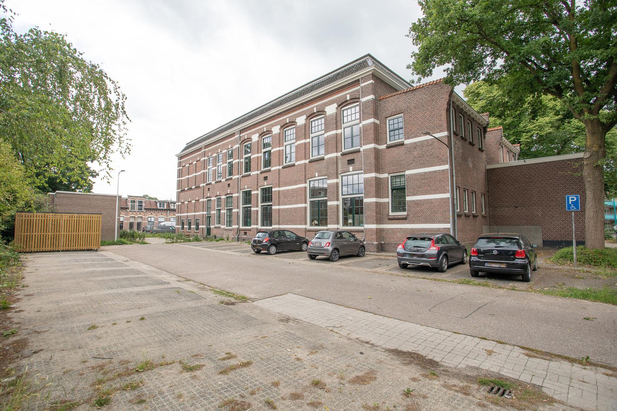 Appartement te koop: Bornerbroeksestraat 21B, Almelo