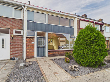 Spoorstraat 84