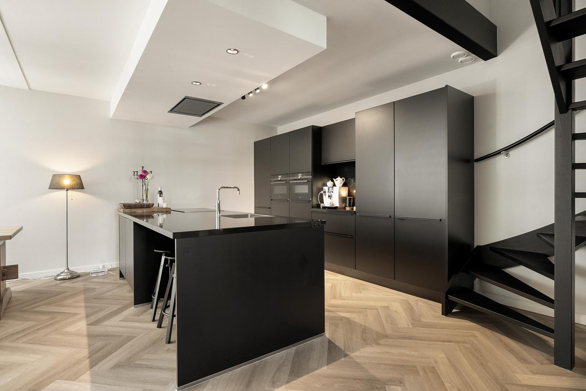Tussenwoning te koop: Dorpsdijk 211C, Rhoon