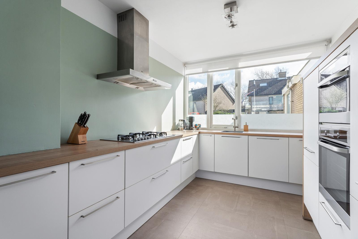 Tussenwoning te huur: Fazantstraat 30, Lisse
