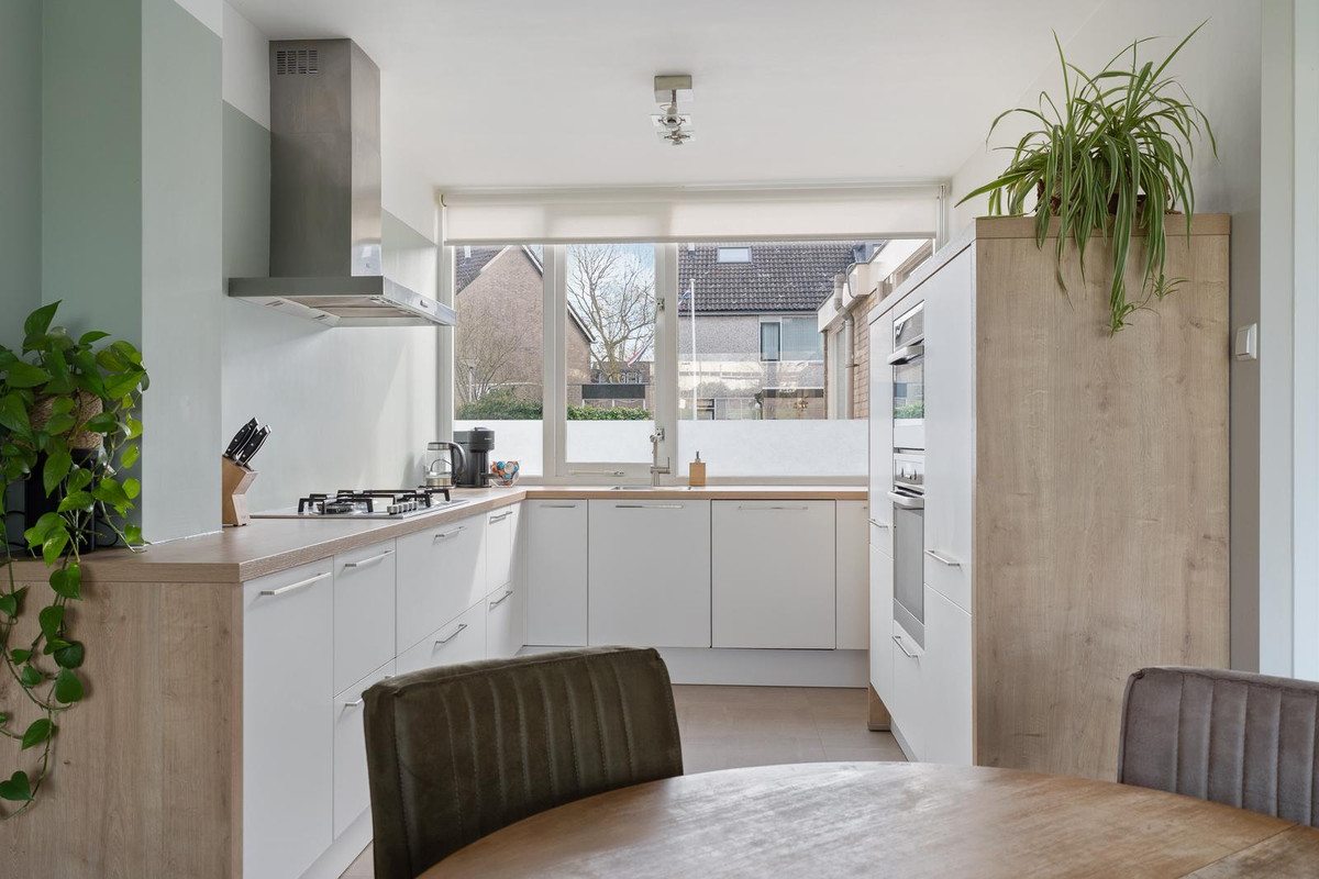 Tussenwoning te huur: Fazantstraat 30, Lisse