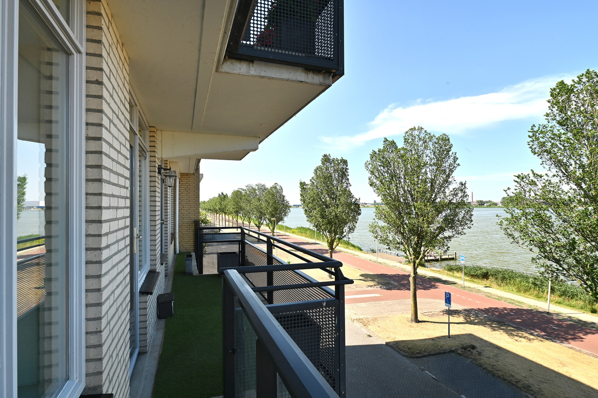 Appartement te koop: Boeieraak 44, Bergen Op Zoom