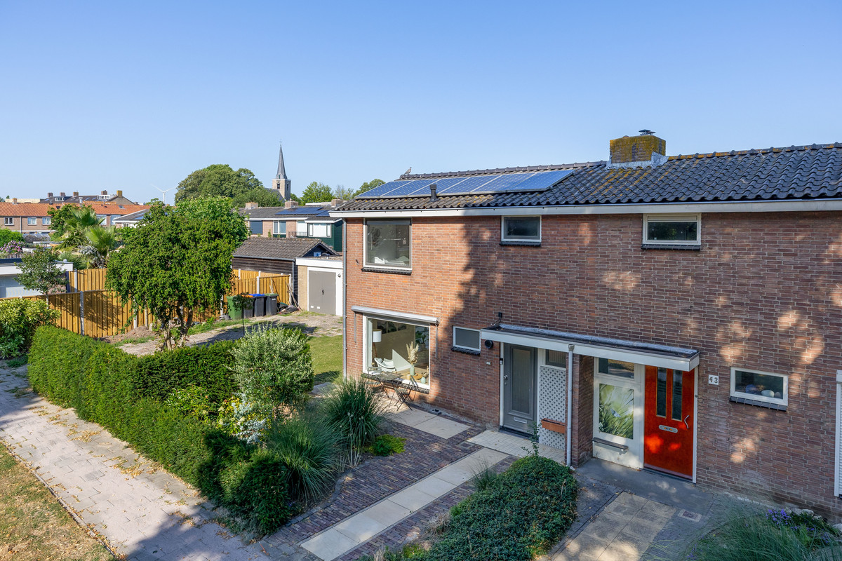 Twee-onder-één-kap te koop: Ds. J.A. Visserstraat 41, Heerjansdam