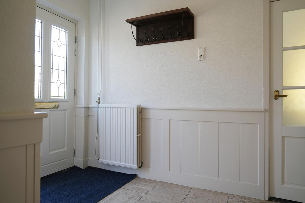 Hoekwoning te koop: Van de Zwaluwestraat 1, Made