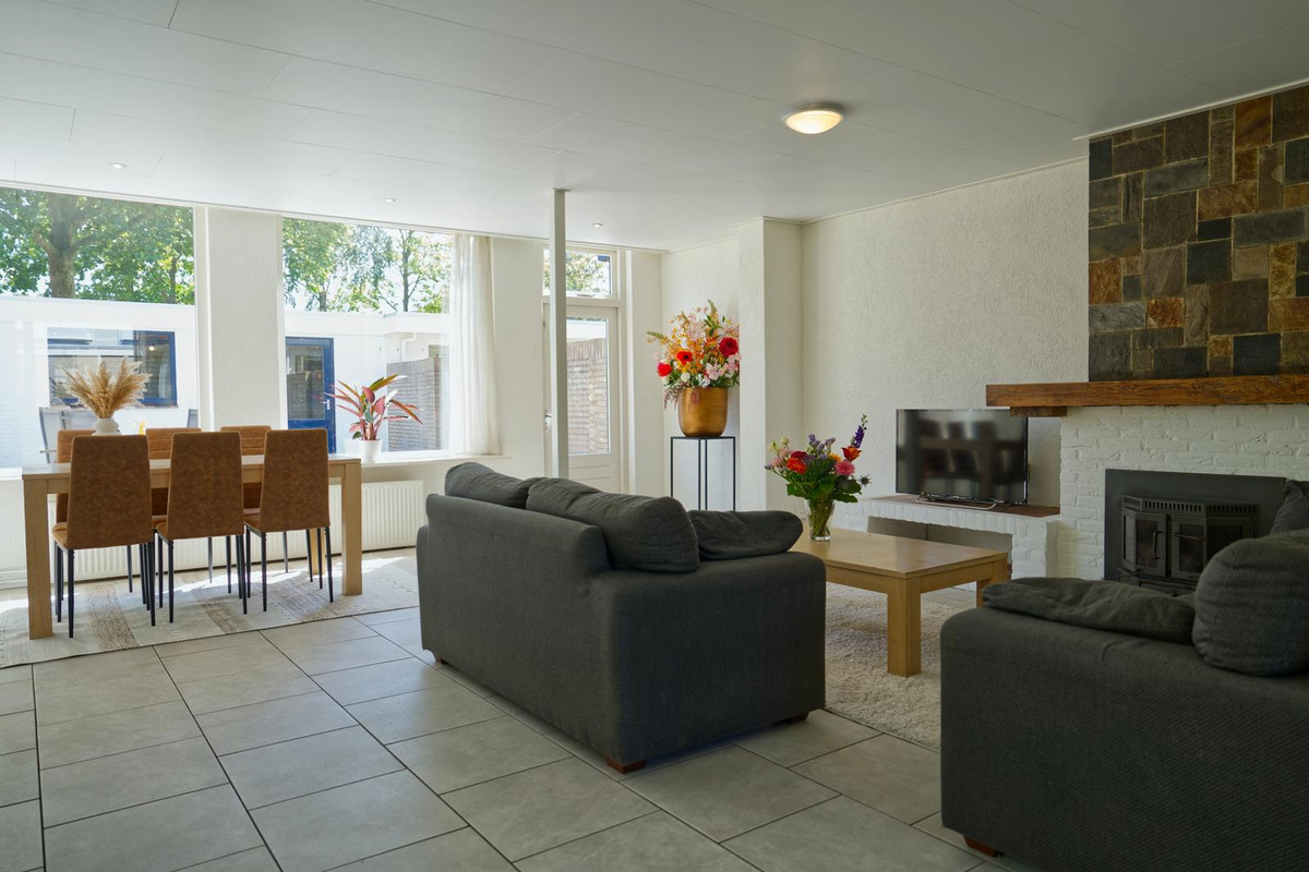 Hoekwoning te koop: Van de Zwaluwestraat 1, Made