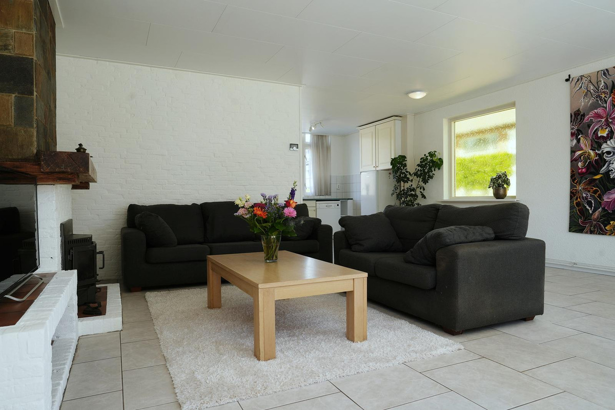 Hoekwoning te koop: Van de Zwaluwestraat 1, Made