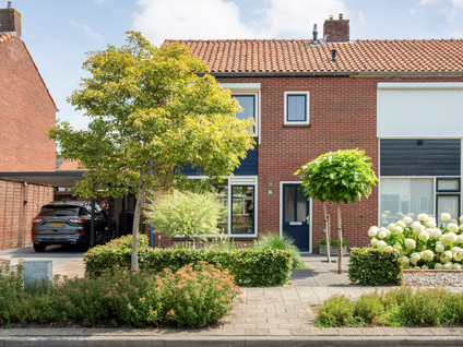 Burg.Van Höevellstraat 12