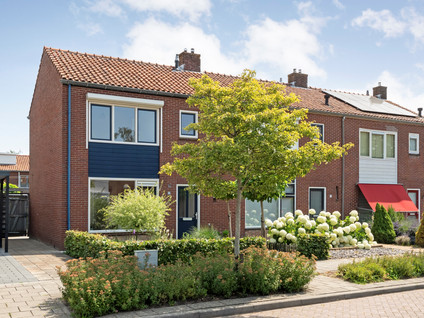 Burg.Van Höevellstraat 12