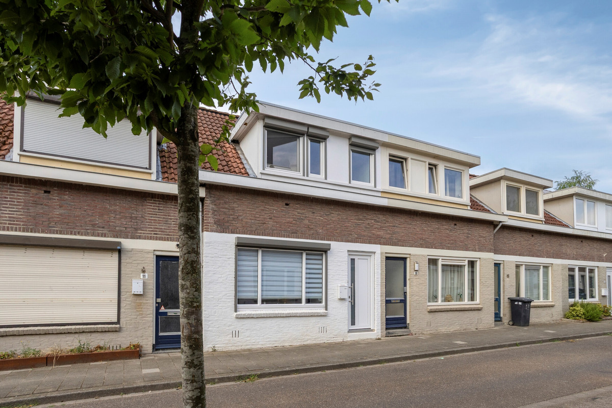 Tussenwoning te koop: Stadhouderstraat 13, Heerlen