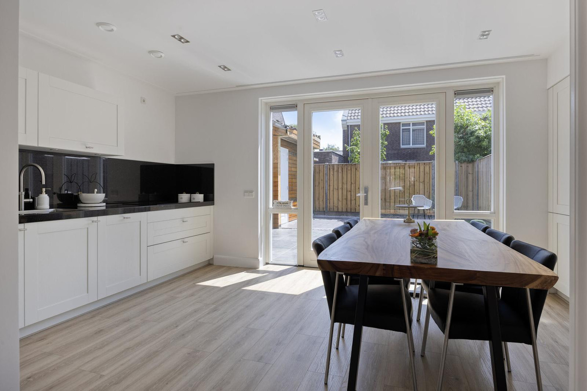 Tussenwoning te koop: Vrouwkespad 8, Geffen