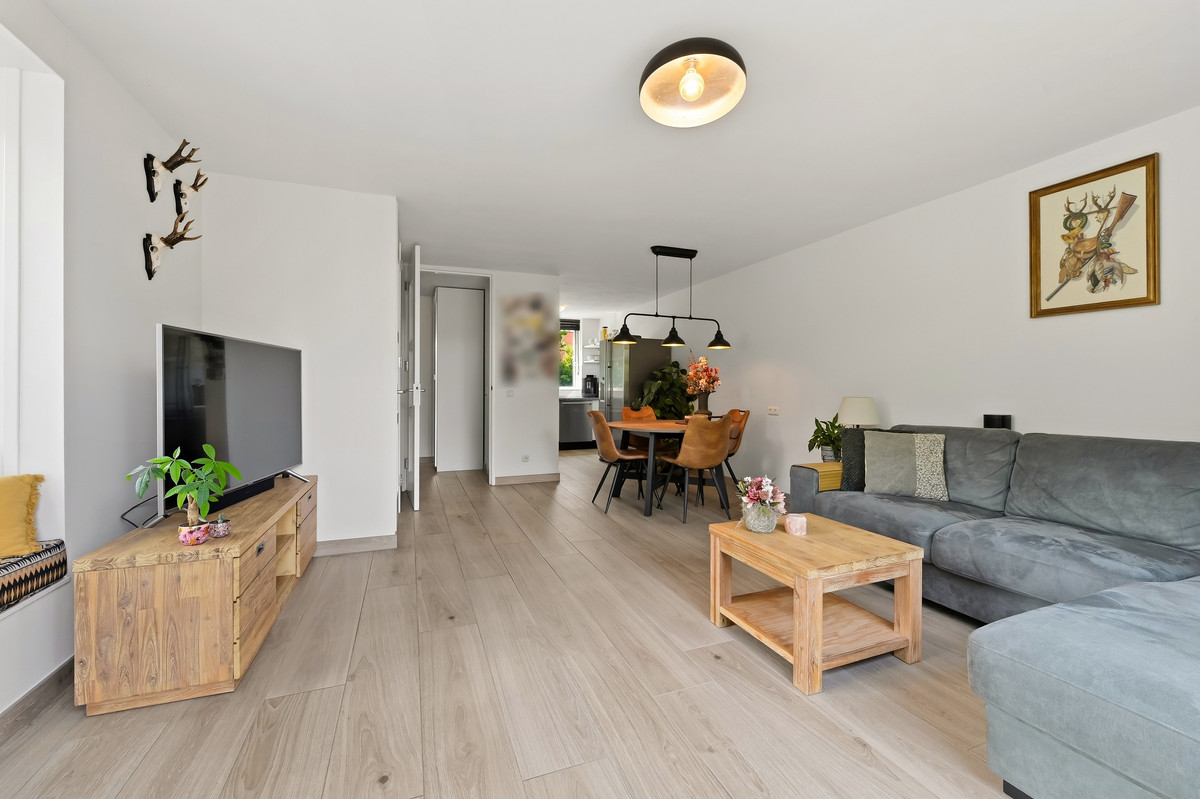 Hoekwoning te koop: Korenmaat 1, Schipluiden