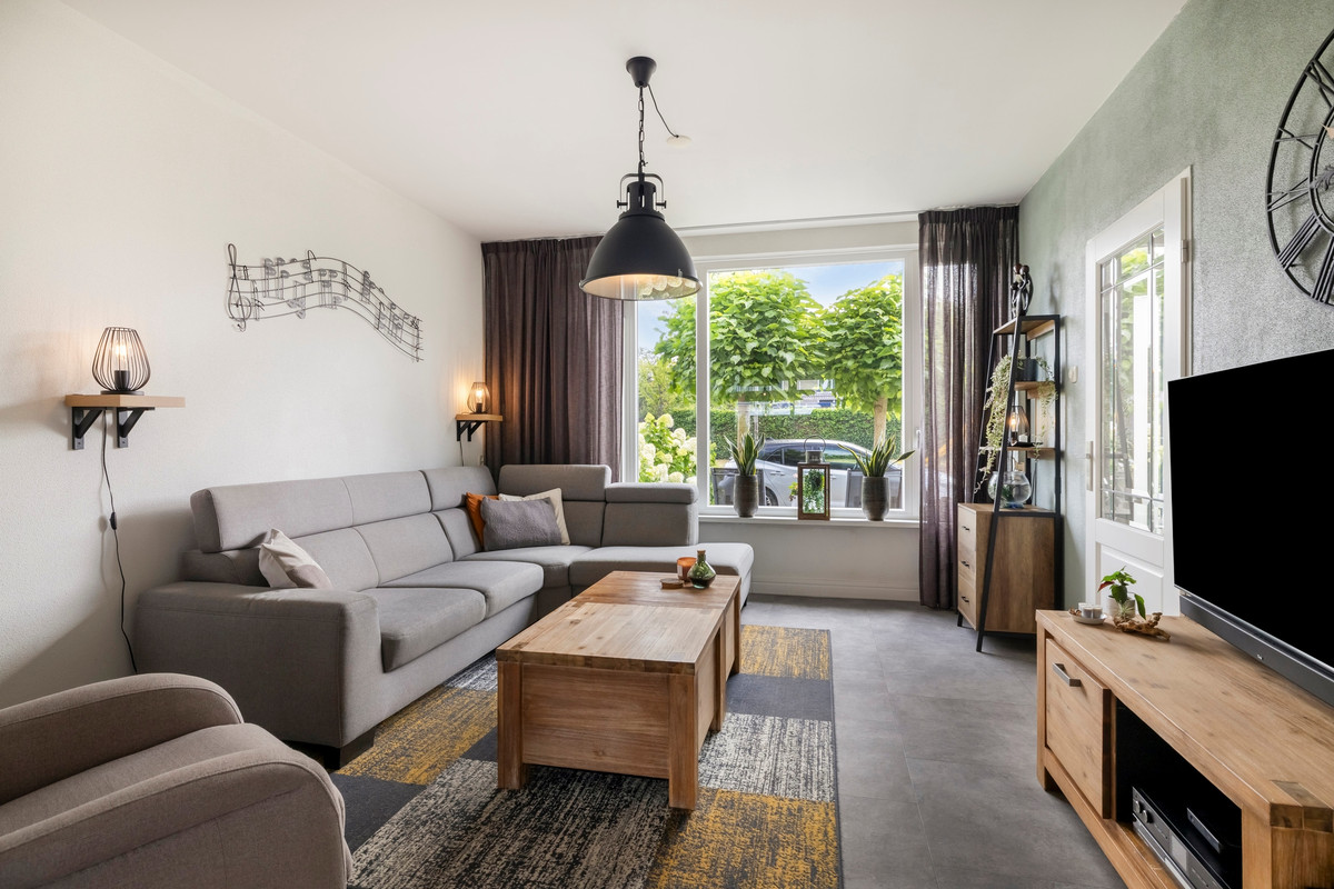 Tussenwoning te koop: Vlierstraat 10, Steenbergen