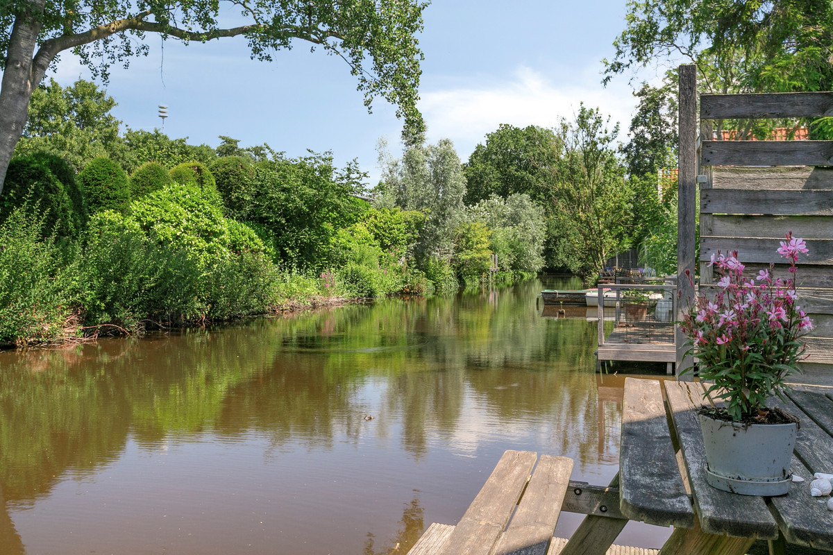 Hoekwoning te koop: Nieuwe Karselaan 46, Amstelveen