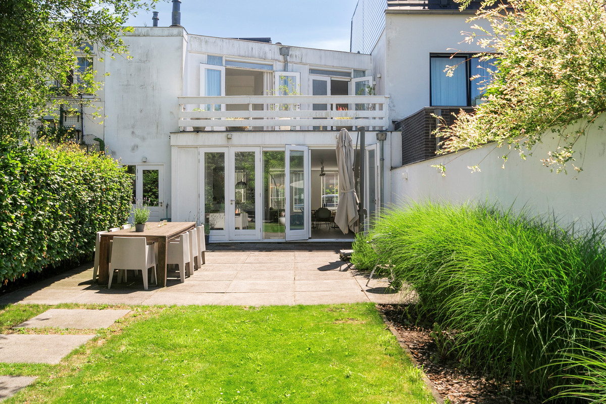 Hoekwoning te koop: Nieuwe Karselaan 46, Amstelveen