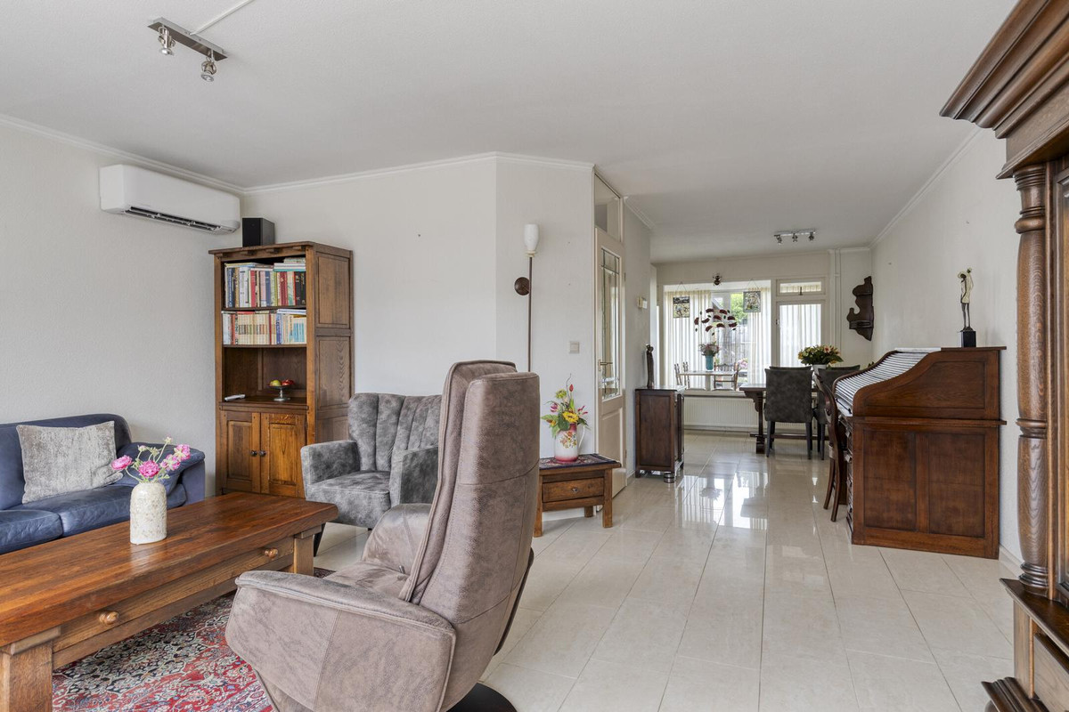 Tussenwoning te koop: Hoefijzer 6, Bergen Op Zoom