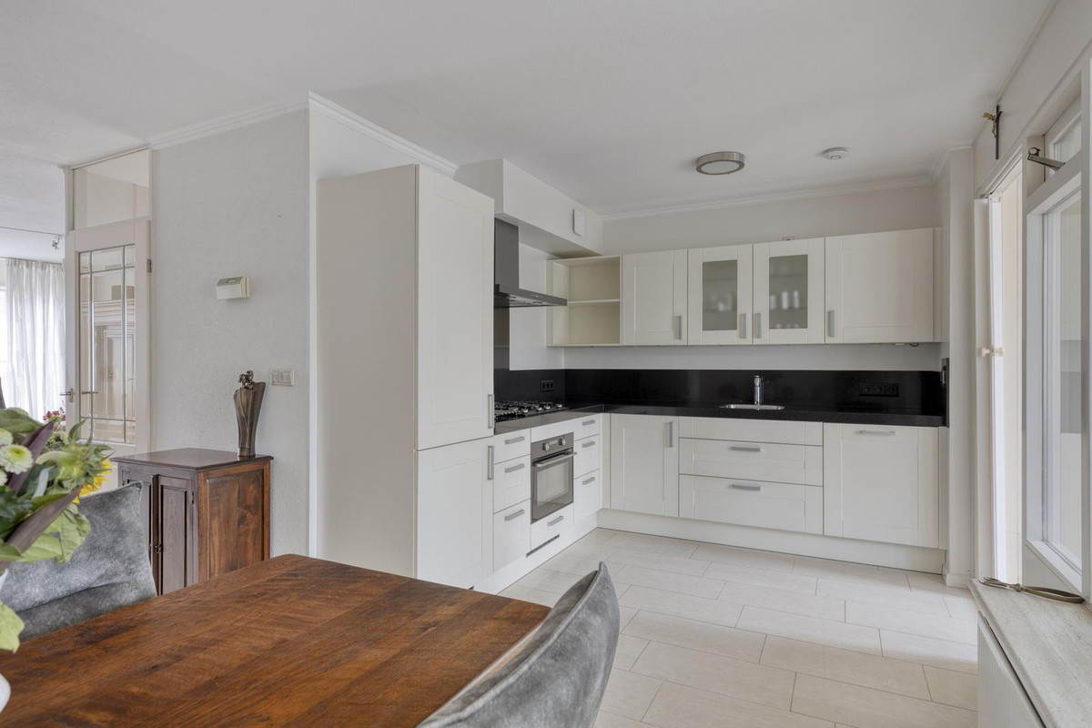 Tussenwoning te koop: Hoefijzer 6, Bergen Op Zoom