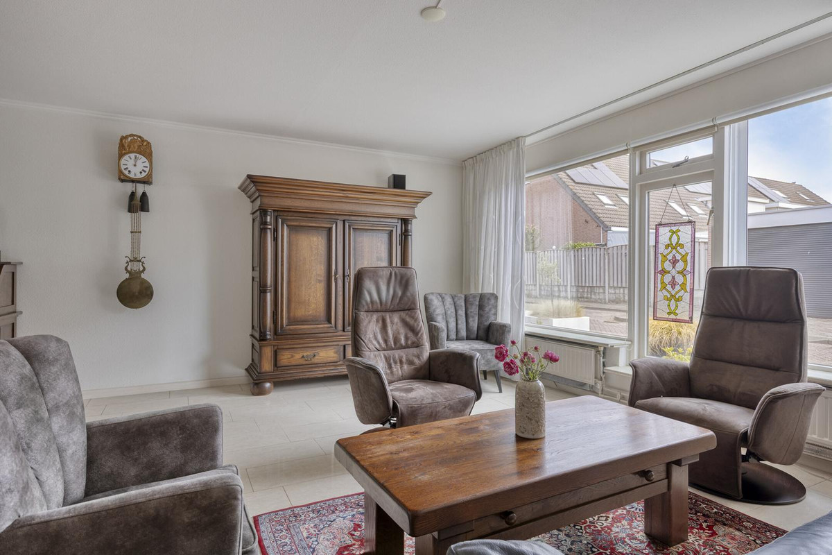 Tussenwoning te koop: Hoefijzer 6, Bergen Op Zoom