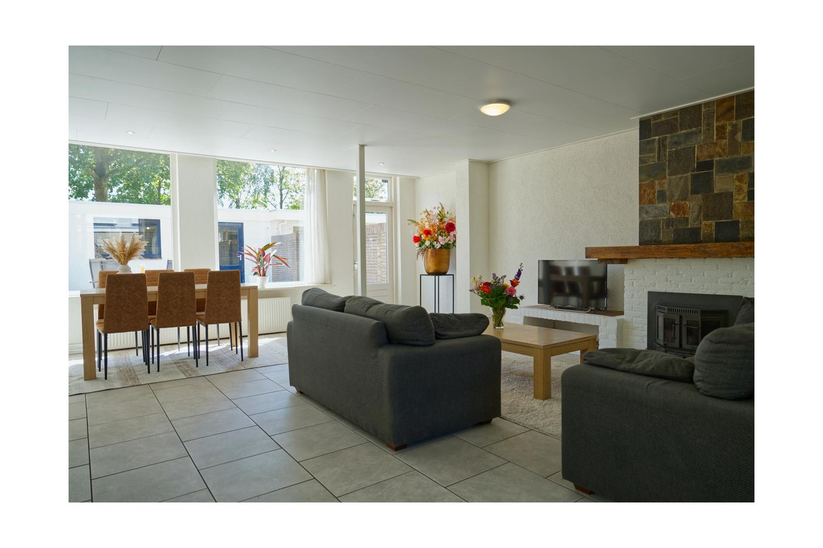 Hoekwoning te koop: Van de Zwaluwestraat 1, Made