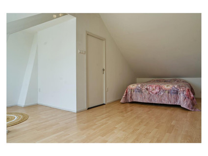 Van de Zwaluwestraat 1