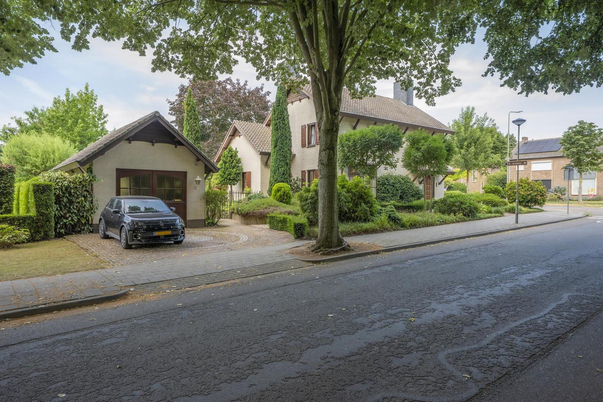 Vrijstaande woning te koop: Frans Erenslaan 67, Geleen
