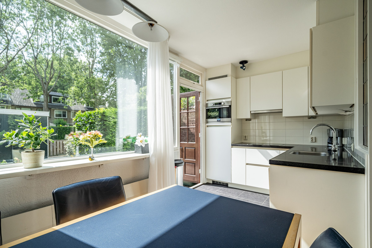 Tussenwoning te koop: Van Der Kamlaan 71, Delft