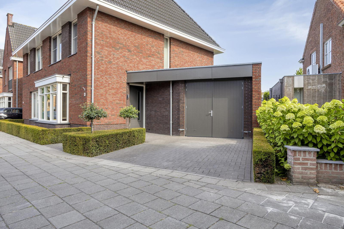 Hoekwoning te koop: Molenstraat 50, Gilze