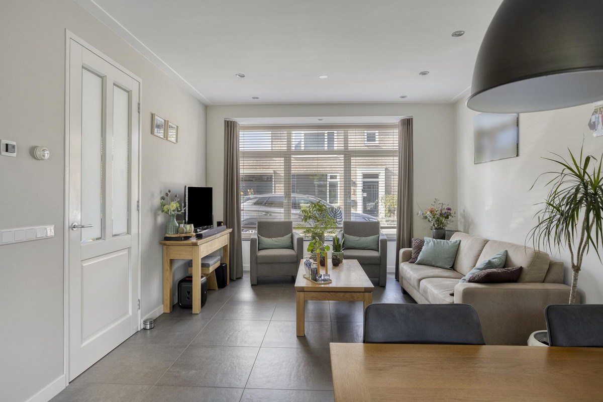 Hoekwoning te koop: Molenstraat 50, Gilze