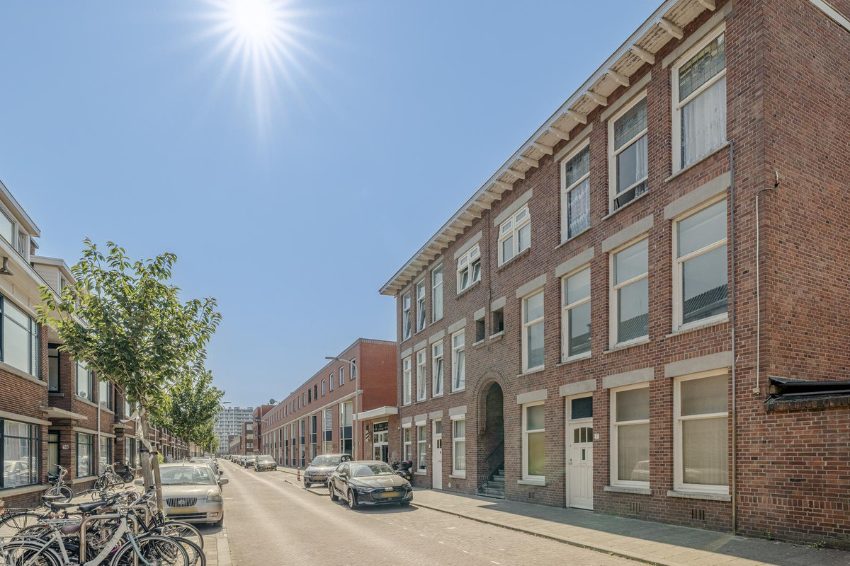 Appartement te koop: Gabriël Metsustraat 9, 'S-Gravenhage