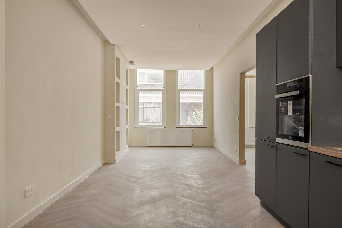Appartement te koop: Gabriël Metsustraat 9, 'S-Gravenhage