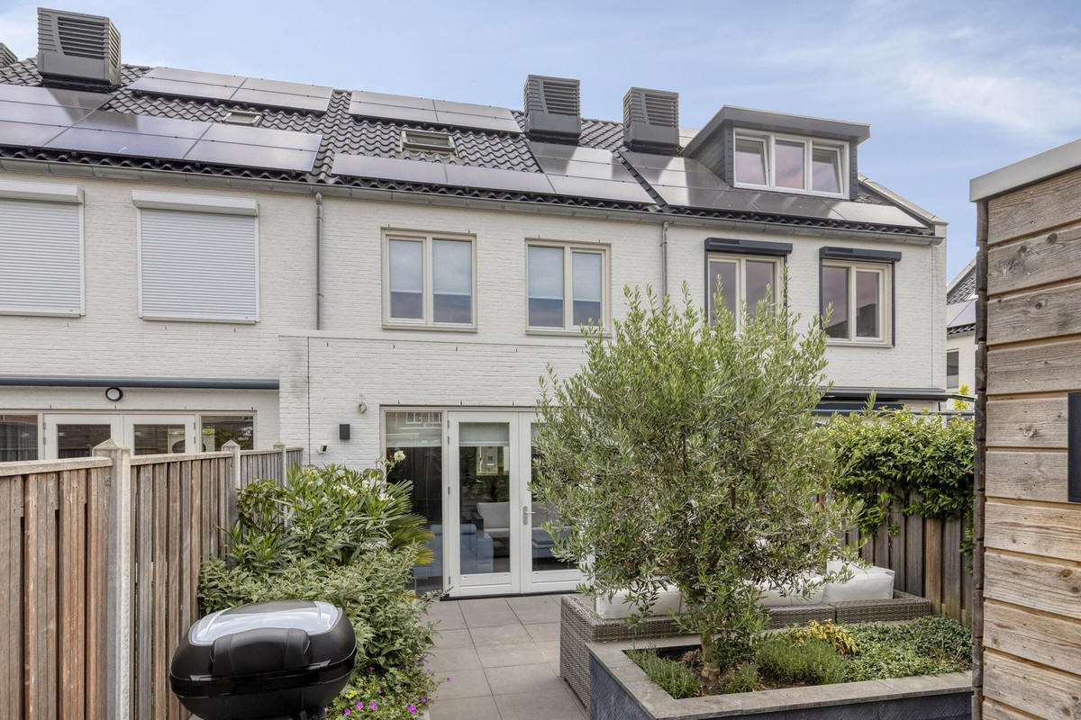 Tussenwoning te koop: Beckaff 3, Bergen Op Zoom