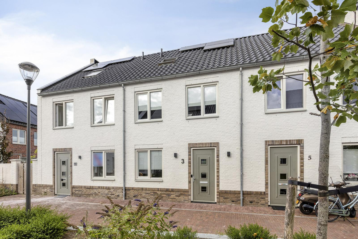 Tussenwoning te koop: Beckaff 3, Bergen Op Zoom