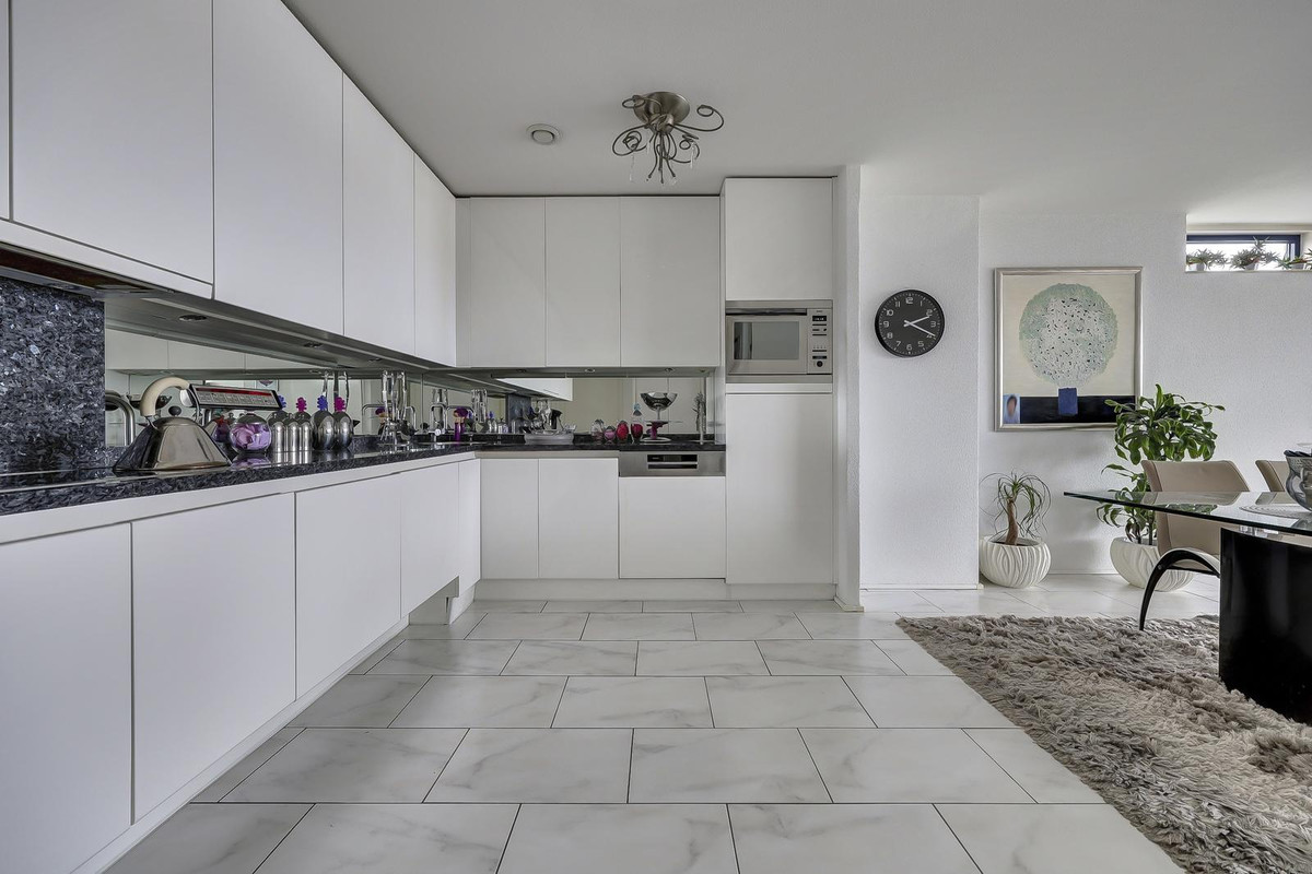 Appartement te koop: Maasboulevard 44B, Spijkenisse