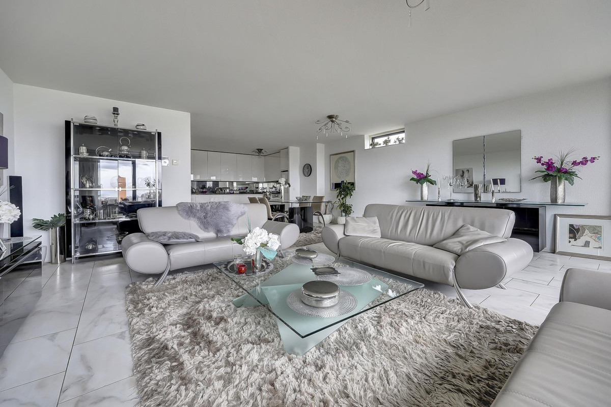 Appartement te koop: Maasboulevard 44B, Spijkenisse