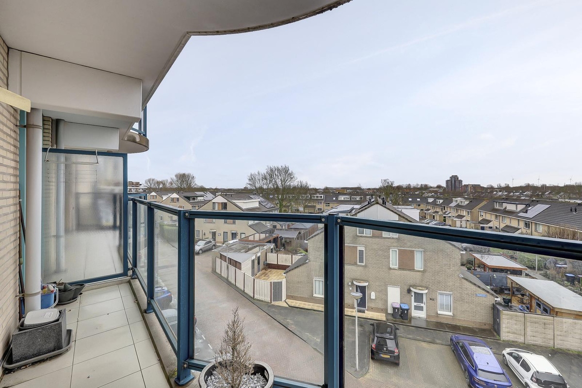 Appartement te koop: Maasboulevard 44B, Spijkenisse