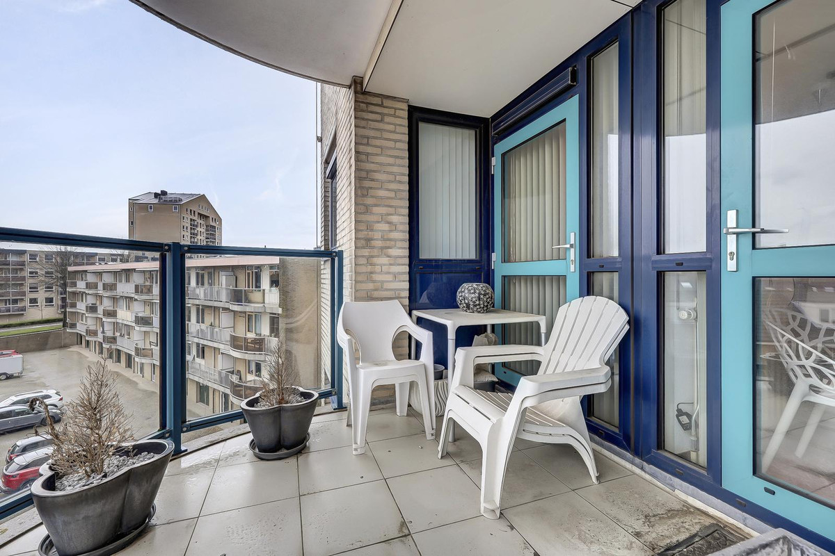 Appartement te koop: Maasboulevard 44B, Spijkenisse