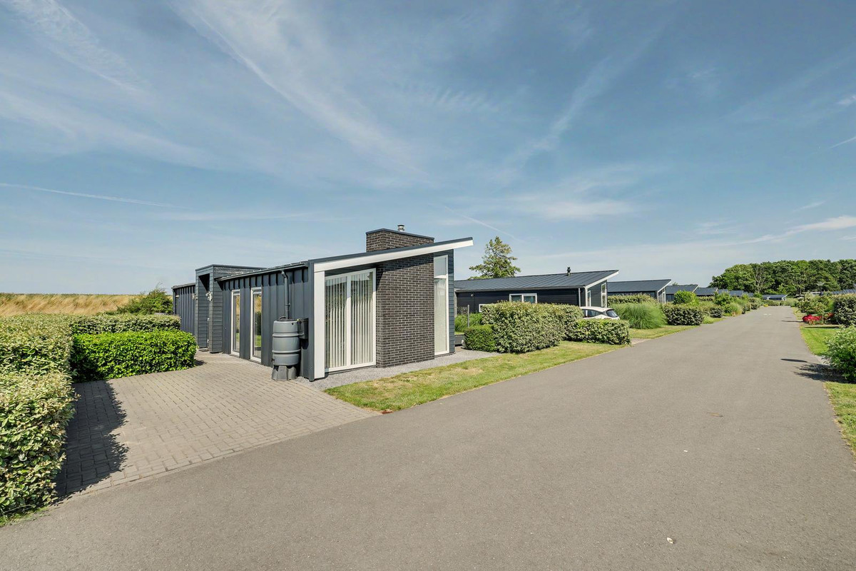 Vrijstaande woning te koop: Ruisweg 67, Wemeldinge