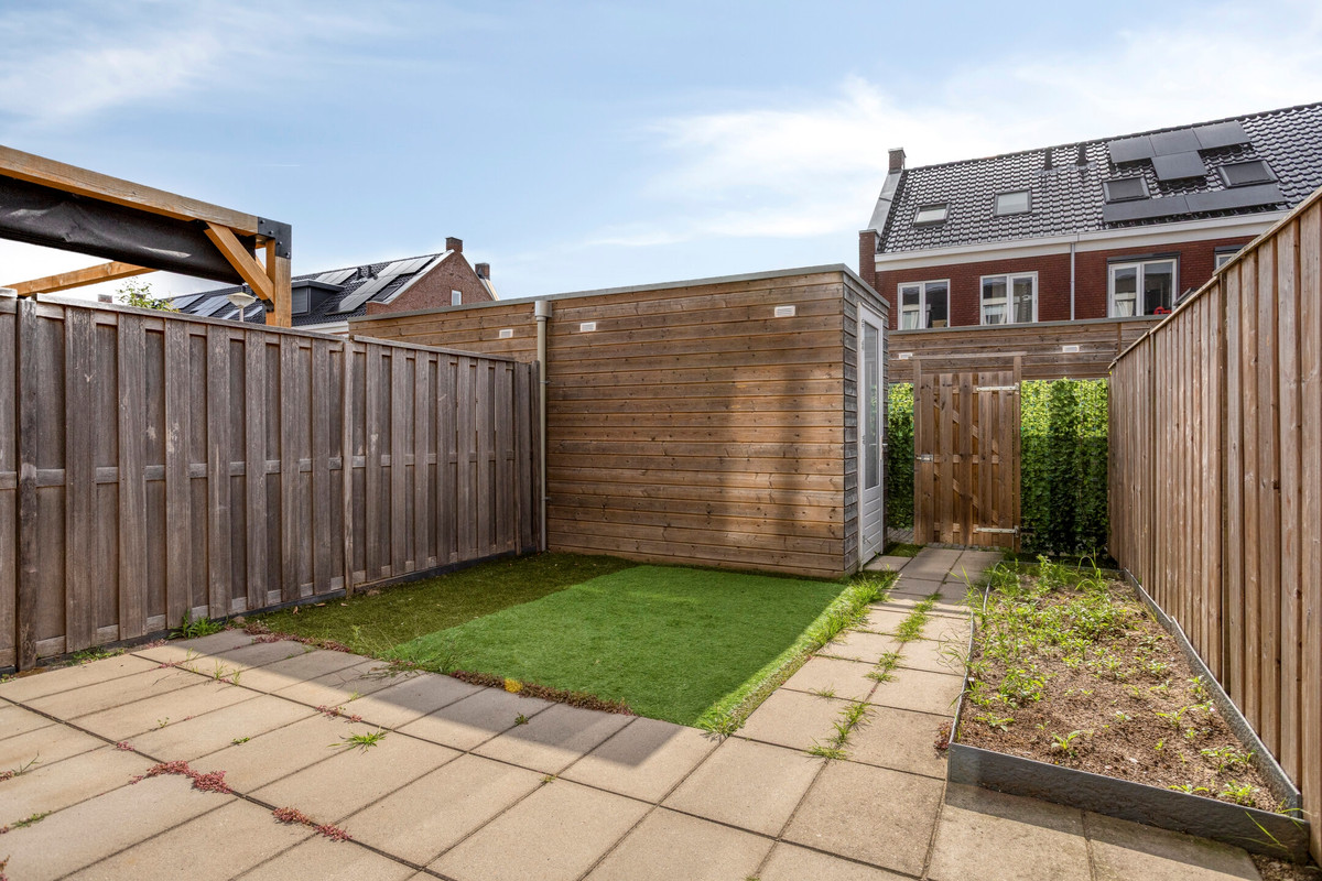 Tussenwoning te huur: Hondsdraf 20, Bodegraven