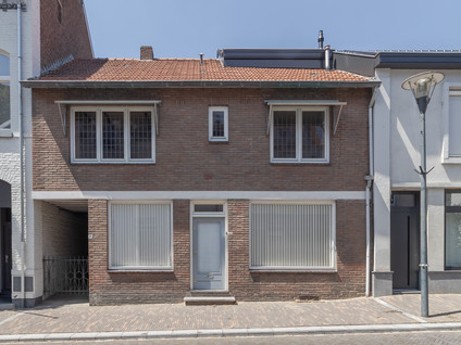 Stationstraat 8