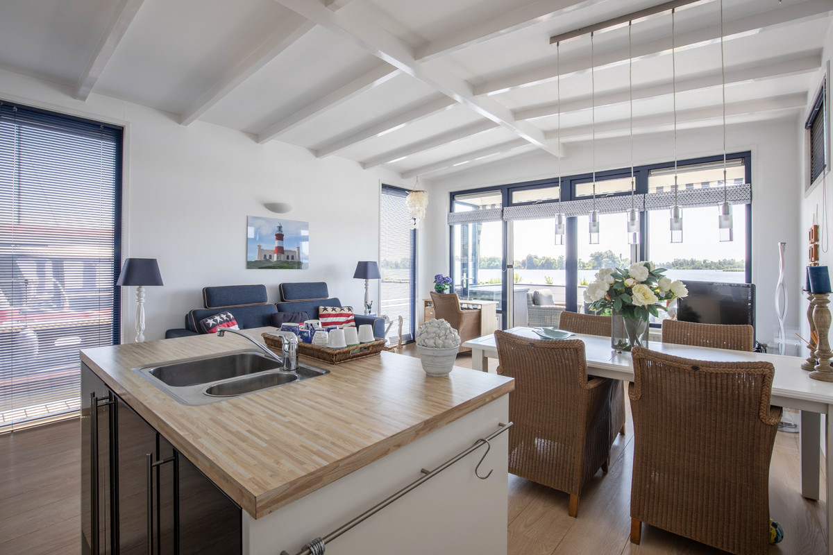 Woning te koop: Uiterweg 27WS32, Aalsmeer
