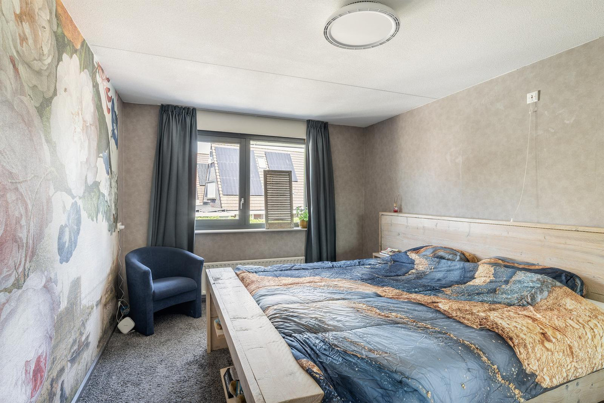 Tussenwoning te koop: Windsingel 57, Tholen
