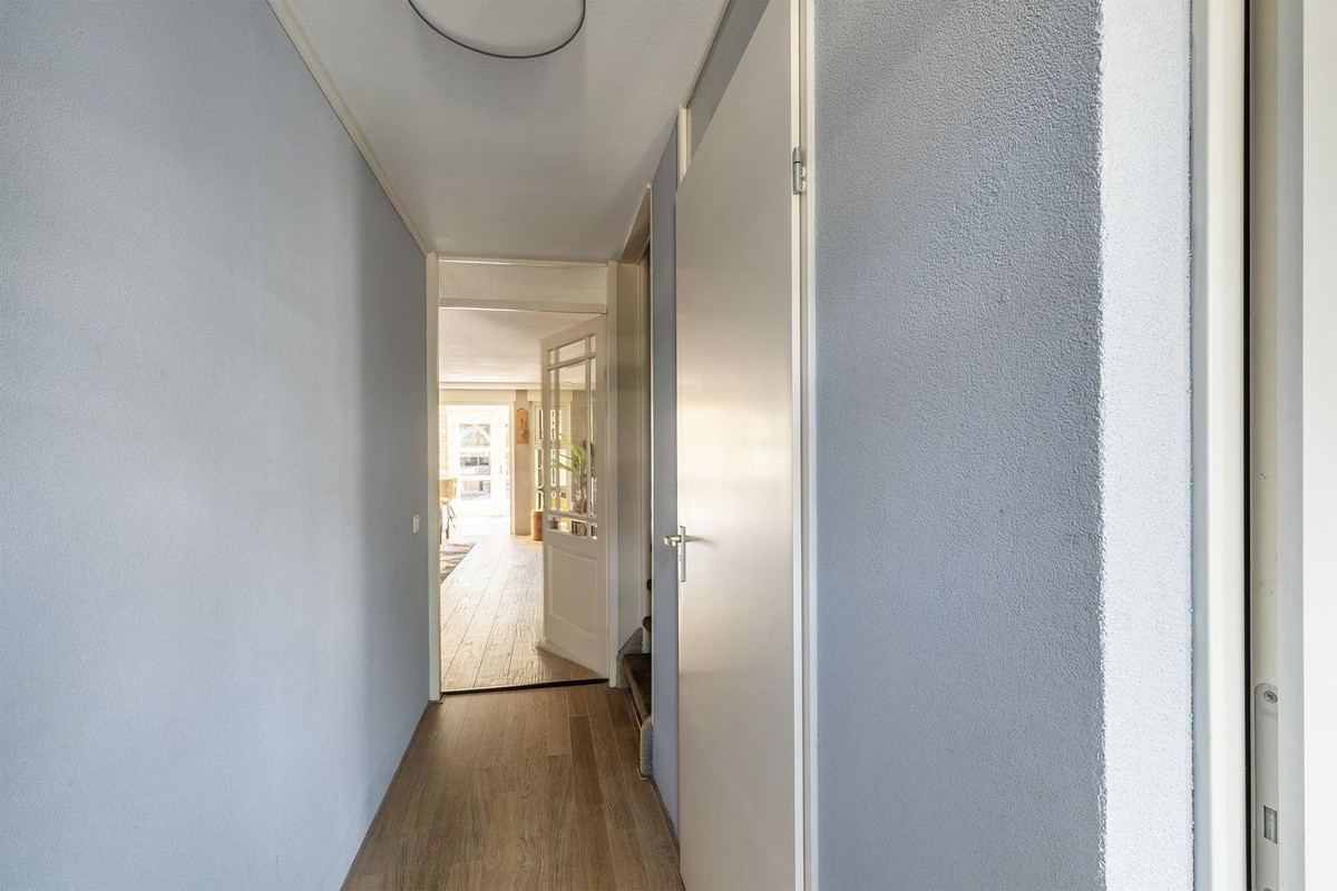 Tussenwoning te koop: Windsingel 57, Tholen