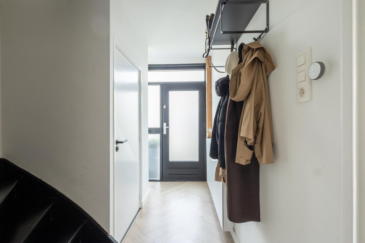 Tussenwoning te koop: Castiliëstraat 6, Philippine