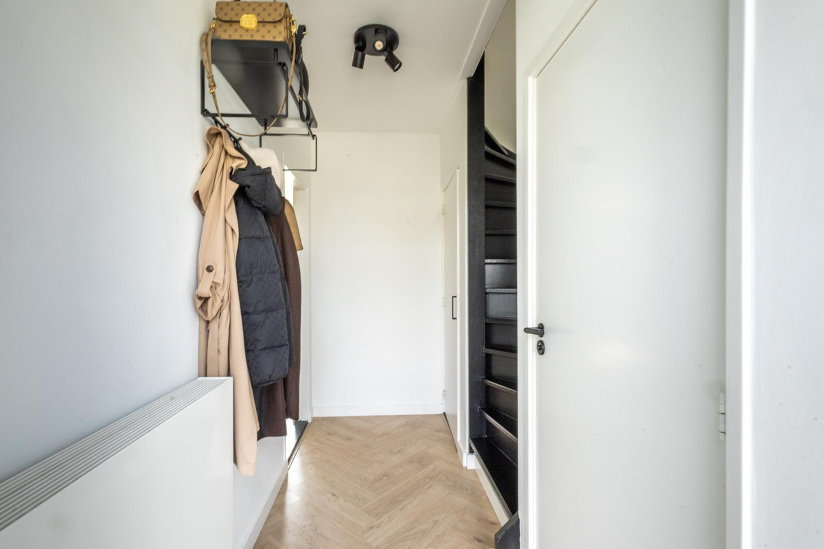 Tussenwoning te koop: Castiliëstraat 6, Philippine