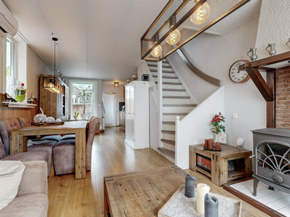 Admiraal de Ruyterstraat 90